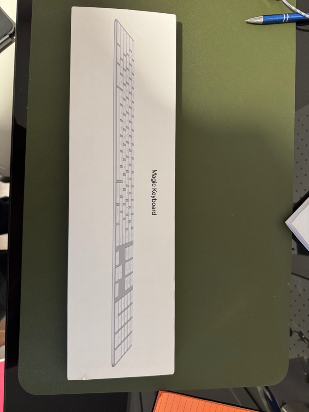 Apple Magic Keyboard in White with Numeric Keypad